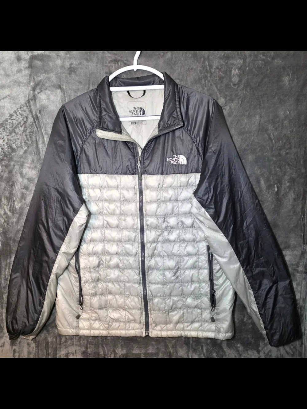 The North Face Men’s Two-Tone Black and Light Gray Quilted Puffer Jacket